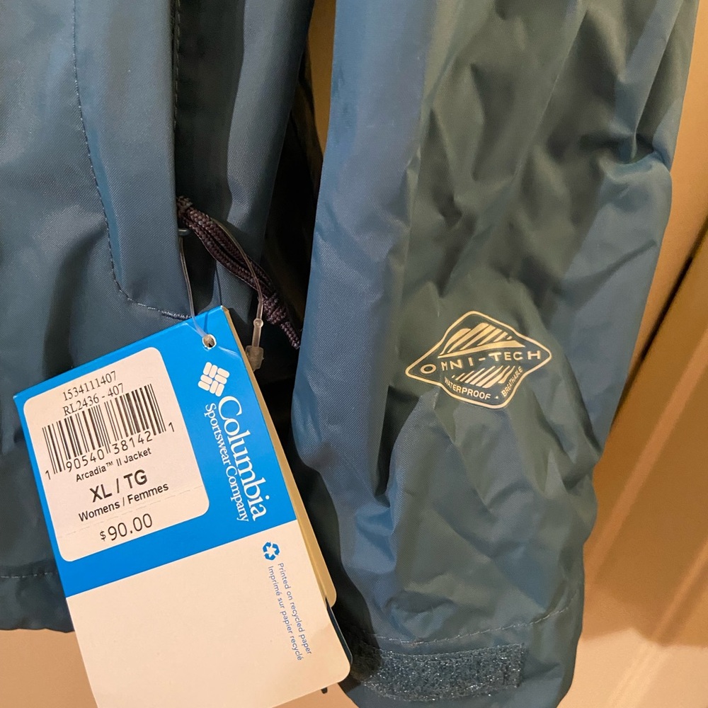 Columbia Women's Blue Raincoat - Picture 6 of 6